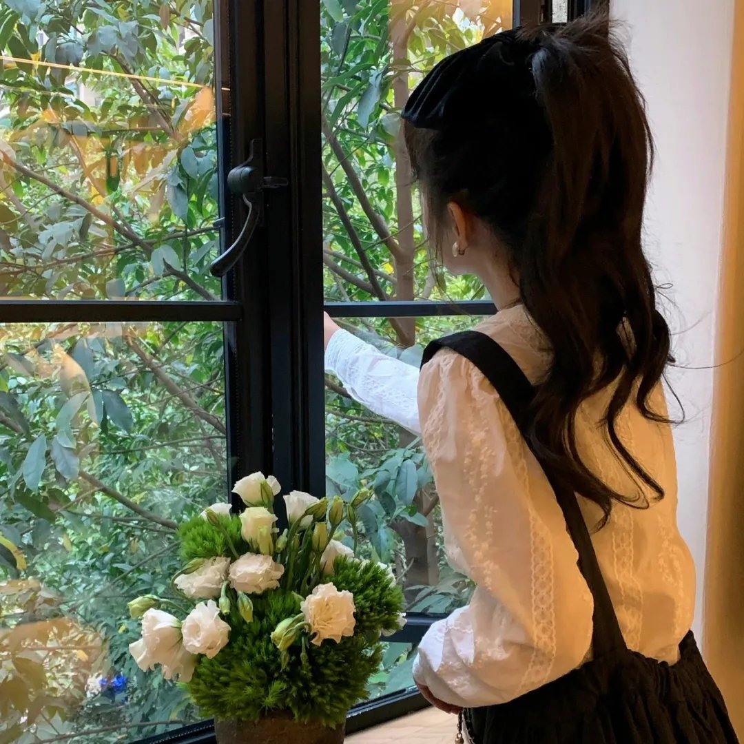 灵泉空间，我救美女就变强